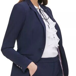 Like New Tommy Hilfiger Women’s One-Button Blazer Color:Midnight , Size 6